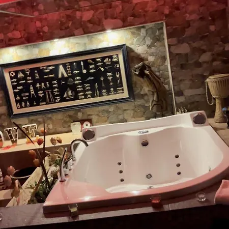 Jacuzzi House * カターニア